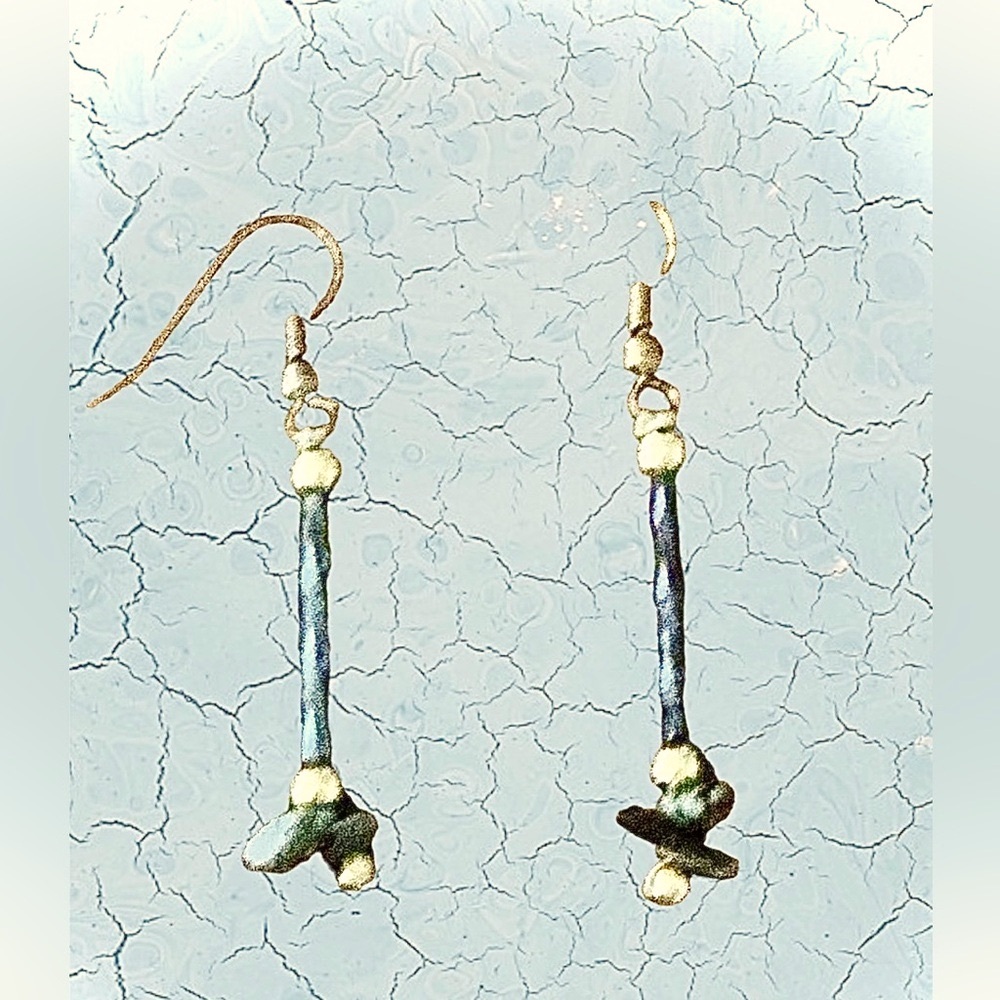 EUC! SILVER TURQUOISE STONE DANGLE EARRINGS - Picture 4 of 4
